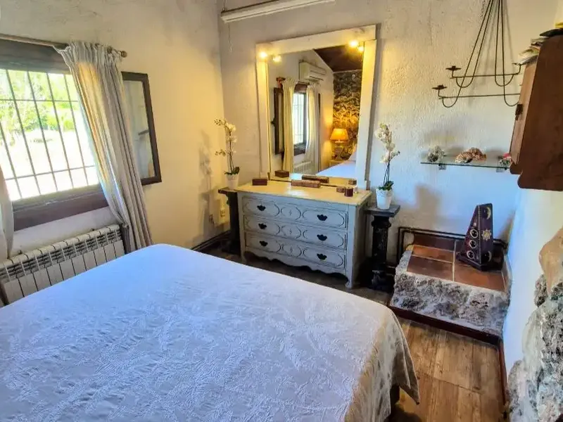 Rustic house for rent with garden, terraces and land in the north of Mallorca, available from September 1, 2026, for long-term rental — photo 7