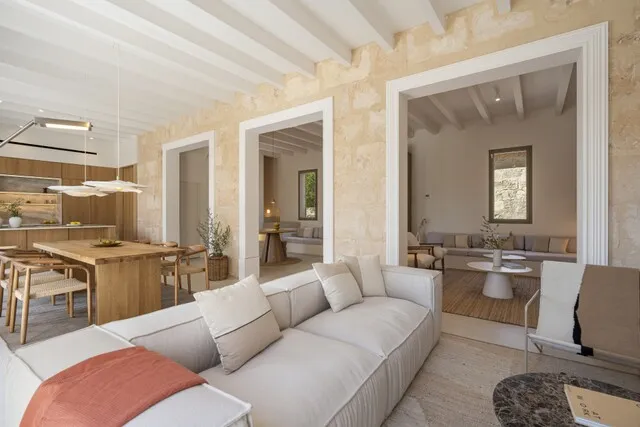 Renovated Townhouse with Pool for Sale in Ariany, Central Mallorca — photo 5