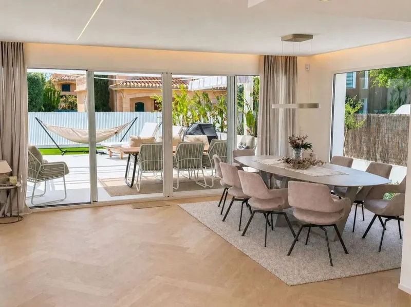 Stylish city villa with sea views and exceptional living quality — photo 11