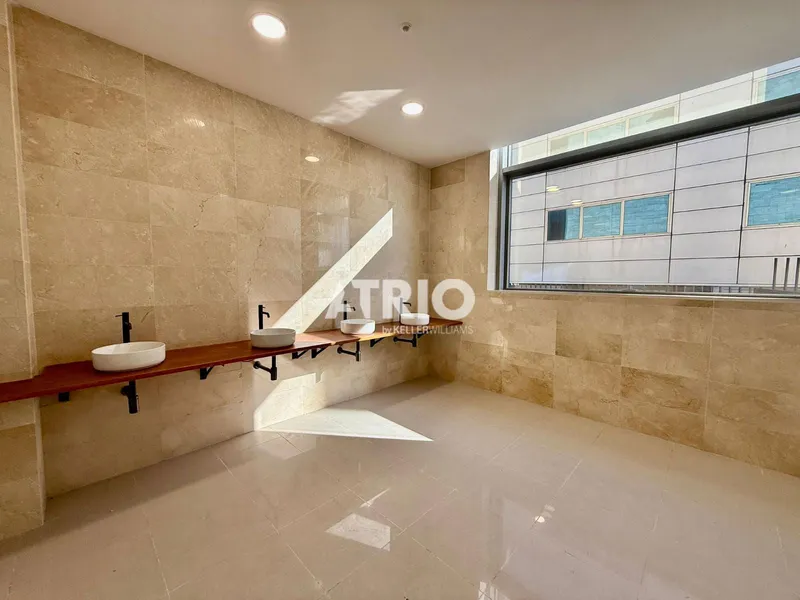Rental of magnificent ground floor premises located in the Can Valero Industrial Estate — photo 7