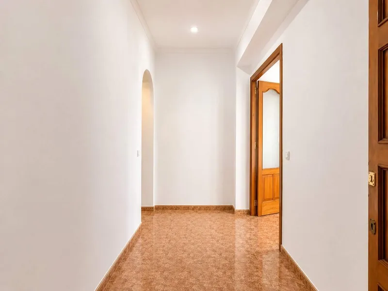 90m² apartment with 4 rooms, bathroom and balcony for sale — photo 7