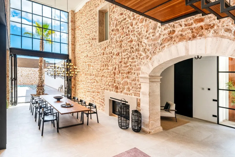 Design townhouse in the heart of Santanyí with 360° roof terrace — photo 5