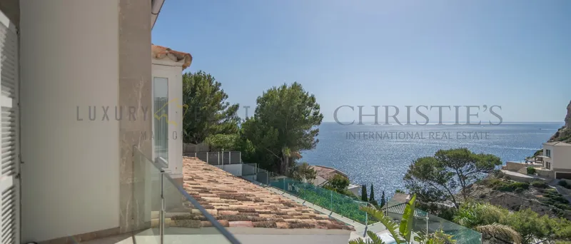 Mediterranean-style villa in Port Andratx with ocean views, designed in the beach house style — photo 9