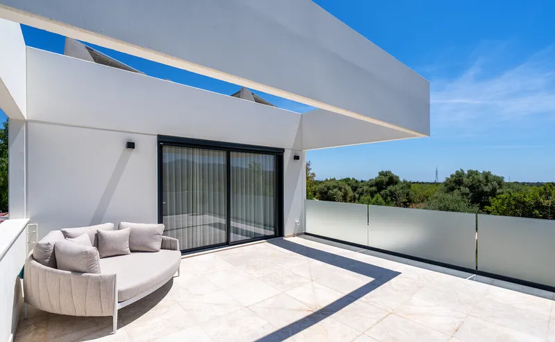Contemporary villa with pool and garden in Palmany — photo 9