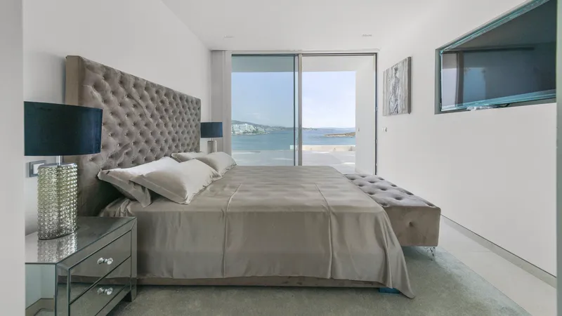 Luxurious villa in first sea line of Cala Vinyas with views to Sa Porrassa — photo 9
