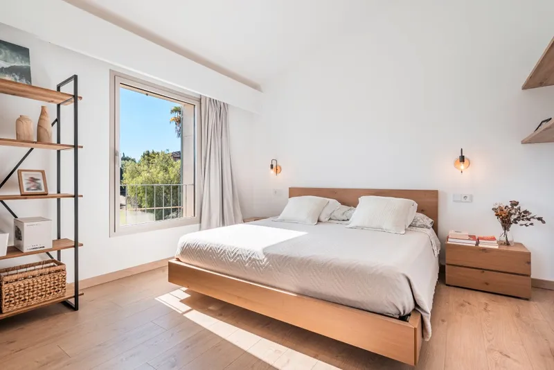 Contemporary style house for sale in Calvia Village with swimming pool and garden — photo 10