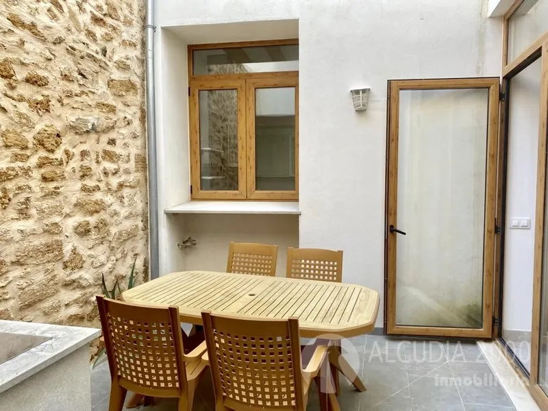Town House — photo 4
