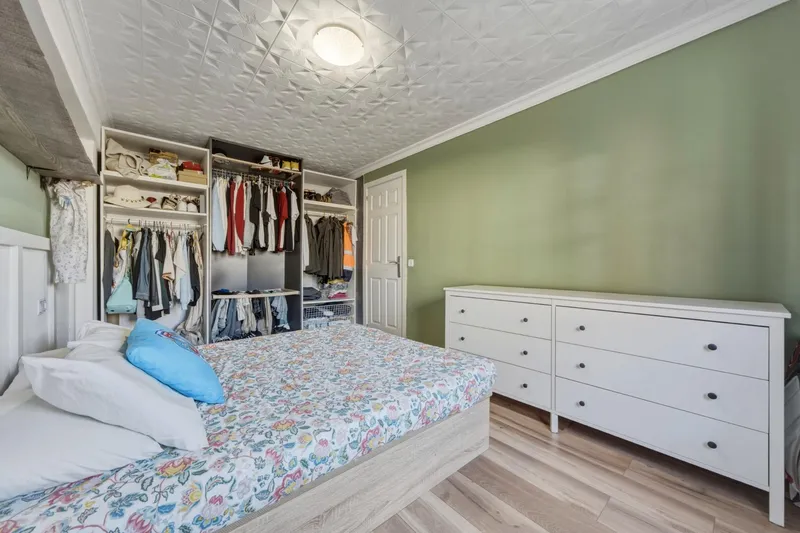Spacious exterior flat with terrace and lift — photo 6