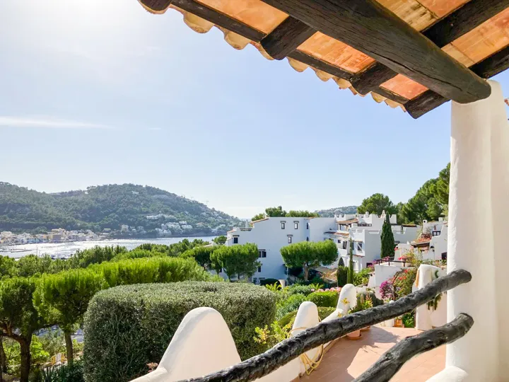 Ref. 2458A – Puerto de Andratx – Modern apartment in a well-kept Mediterranean complex with pool and garden — photo 2