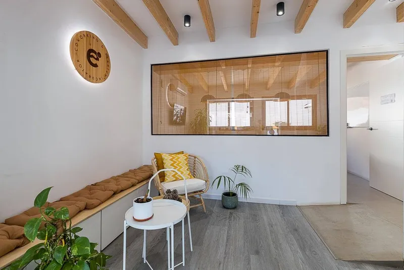 Office in Palma de Mallorca, Province of Balearic Islands — photo 10