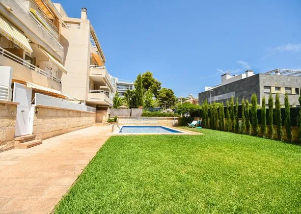 Flat / apartment in Portals Nous, Calvià — photo 1