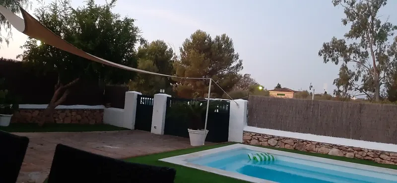 Beautiful detached house with pool, from October to May. Air conditioning, heating, fireplace, large garden — photo 9