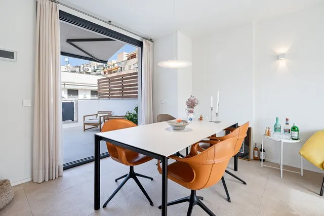 Duplex penthouse with terrace for sale in Santa Catalina, Palma — photo 2