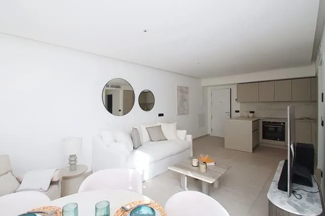 Flat for sale in Cort, Palma de Mallorca — photo 2