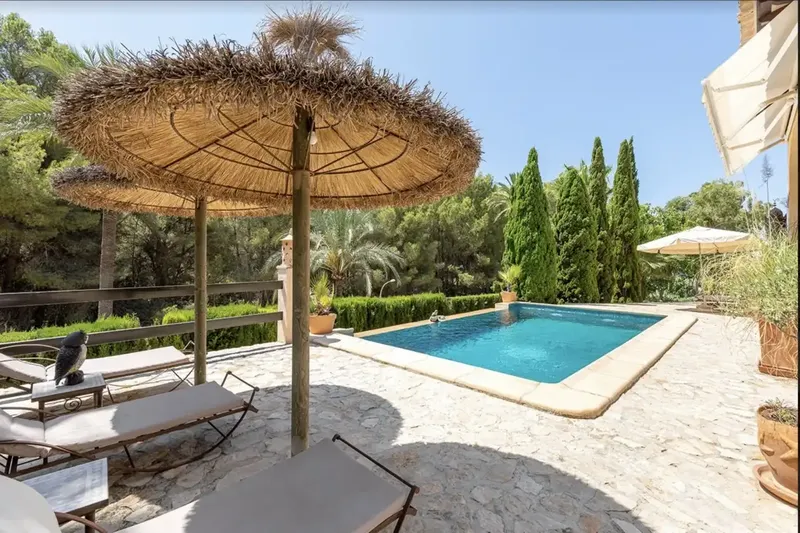 Villa in a unique location, only 5 minutes walk from the beach in Costa de la Calma. Living area of 350m2 — photo 3