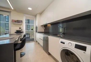 Modern nearly new 1-bedroom apartment in Nou Llevant with parking and storage room — photo 7