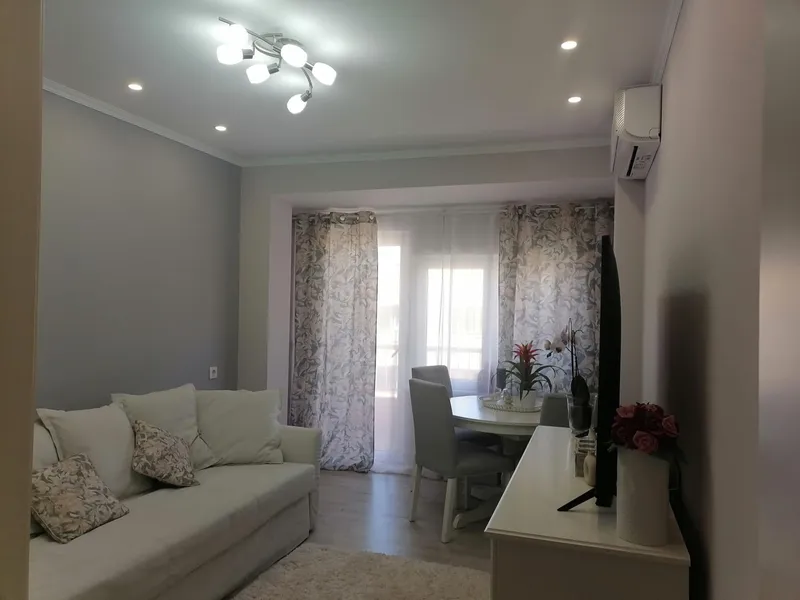 Beautiful flat very close to the sea in Arenal — photo 1