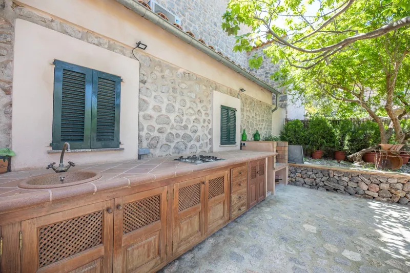 Sunny Mallorcan house within walking distance to beach and restaurants in Port de Sóller — photo 7