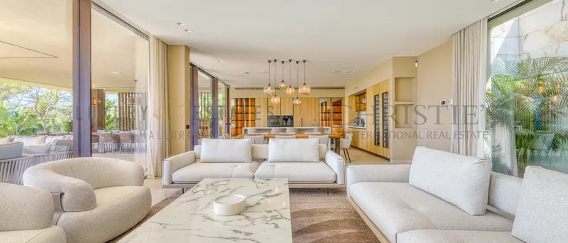 Luxury newly built Villa with sea views in Portals Nous — photo 6