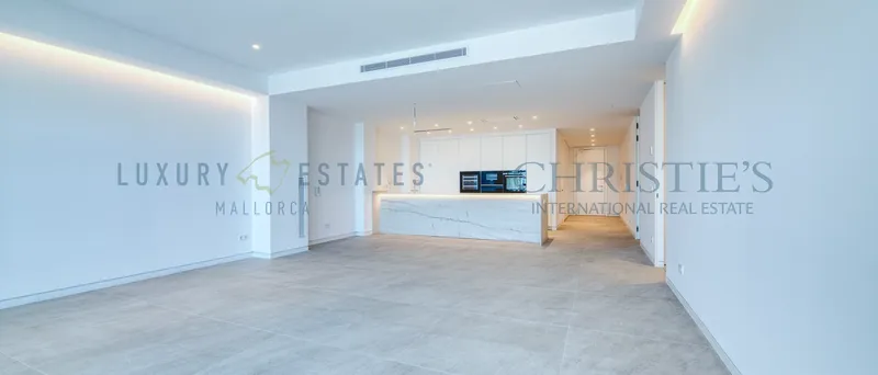 Renovated apartment in Palma in Can Barbará with harbor and sea views — photo 4