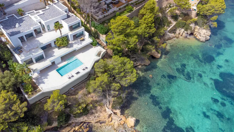 Luxurious villa in first sea line of Cala Vinyas with views to Sa Porrassa — photo 1