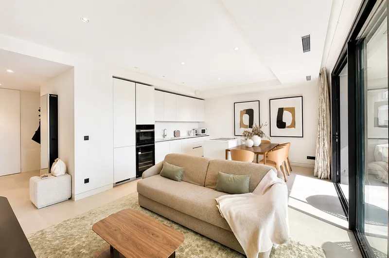 New modern apartment in a luxury residence in Palma Mas — photo 8