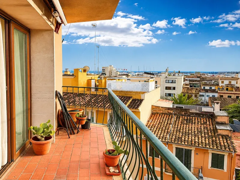 94m² penthouse with 4 rooms, bathroom & panoramic view for sale — photo 1