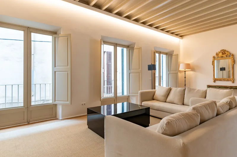 Luxury Apartment with Terrace in Palma's Old Town — photo 4