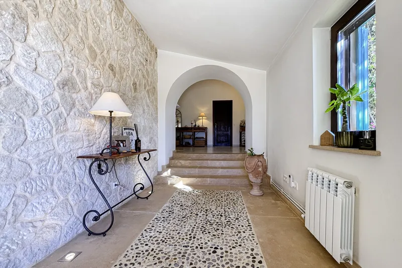 Exclusive natural stone finca with charm, privacy and spectacular views — photo 4