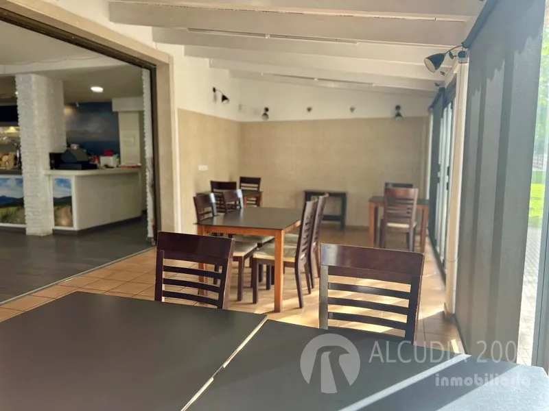 Business premise — photo 3