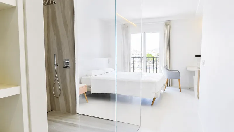 Where the sea is your daily companion – Exclusive apartment on the beachfront in Cala Bona — photo 9