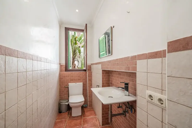 Fantastic manor house with café in Sóller, very close to the main square, the picturesque center and several services — photo 10