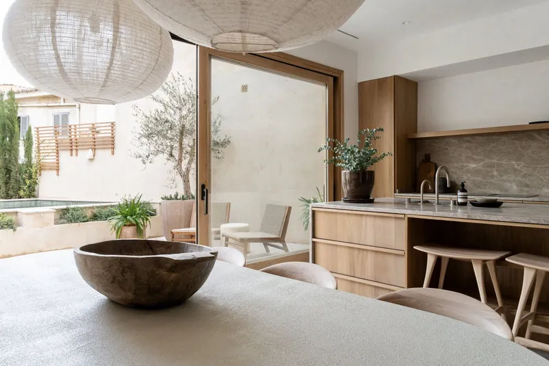 Renovated townhouse in Alaró with garden, pool and high-quality fittings — photo 3