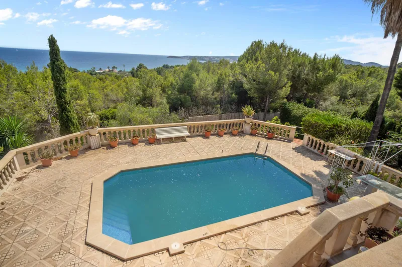 Top Investment in Costa d'en Blanes with Sea View and Pool — photo 1