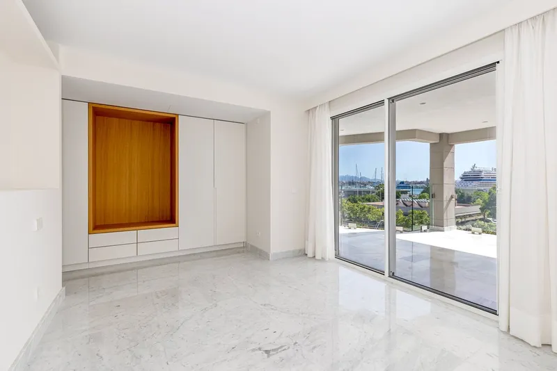 Apartment in Palma - Magnificent Terrace with Harbor View — photo 10