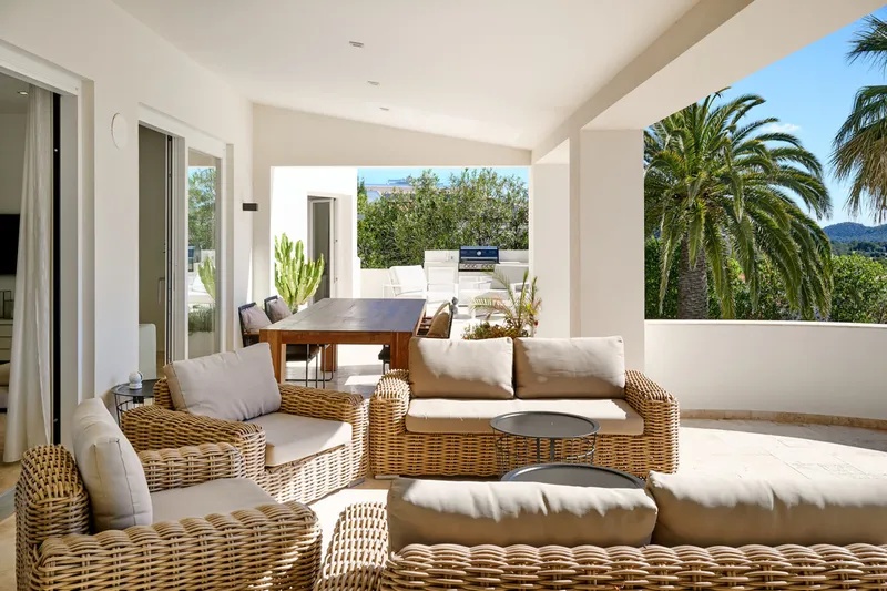 Light-flooded villa with sea views in Santa Ponsa - Marcel Remus Real Estate — photo 9