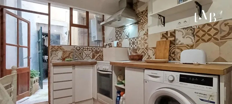 Are you looking for a property with character, well located and with great potential? — photo 10