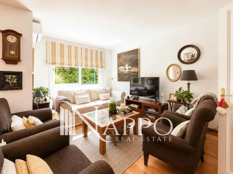Elegant semi-detached villa with private pool and garden in Secar de la Real — photo 5
