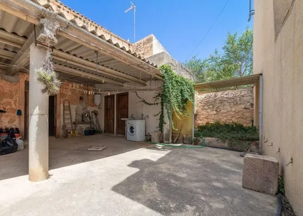 Village house in Es Llombards, Es Llombards, Santanyí — photo 1
