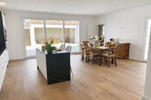Llucmajor, modern townhouse with pool and garage in Llucmajor for long-term rent — photo 3