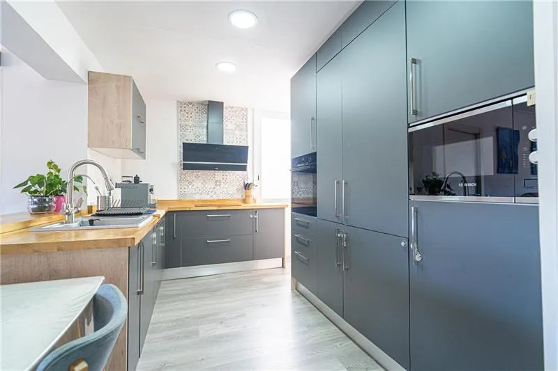 Apartment with a terrace of approximately 12 m² offering unobstructed views. — photo 4