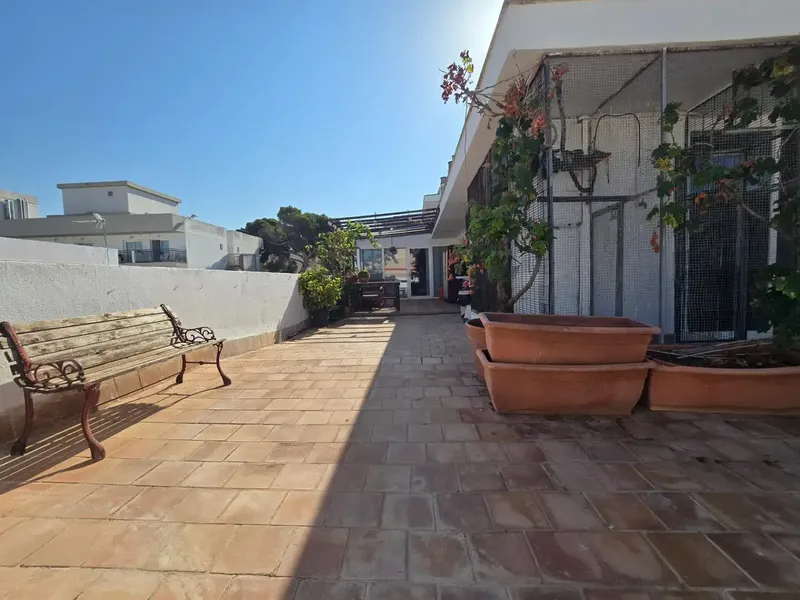 Descubre este magnífico ático ubicado en S´Arenal, Palma de Mallorca, a tan solo 90 metros de la playa. — photo 10