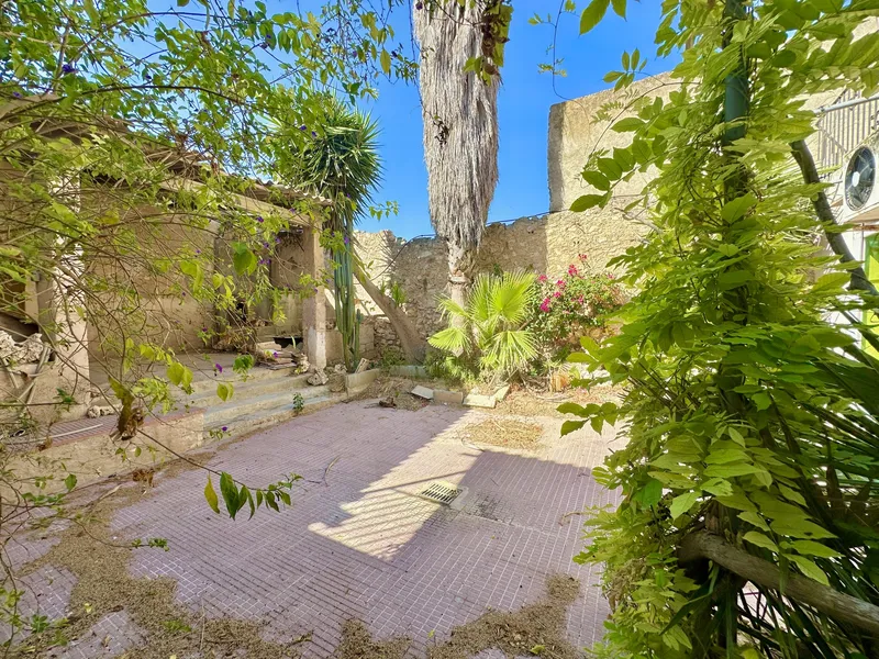 Rare opportunity… Historic village house with lots of potential for renovation in the heart of Porreres — photo 6
