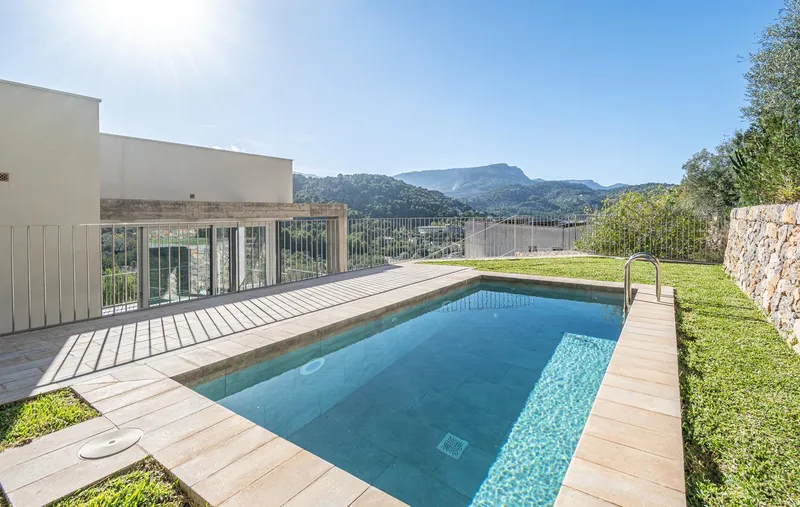 Luxury modern villa with panoramic views and pool in Port de Sóller — photo 7