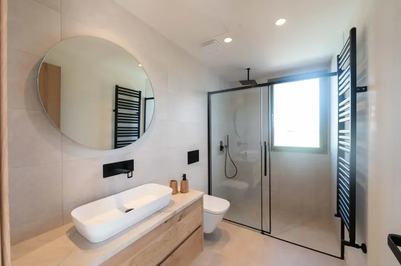 Discover this impressive rustic finca located in the charming town of Sineu, where luxury meets nature. With a — photo 8
