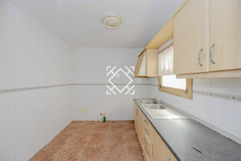 House with great potential for renovation for sale in Alcudia, Mallorca. — photo 10