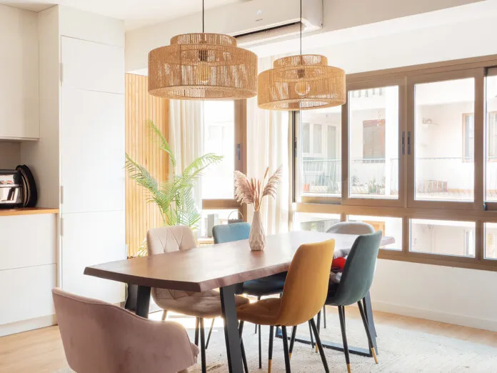 Stylish Renovated Apartment — photo 2