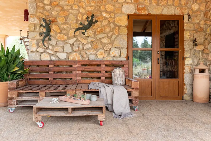 Discover the authentic essence of the Mallorcan countryside with this charming rustic finca located in Lloseta, enjoying spectacular views — photo 4