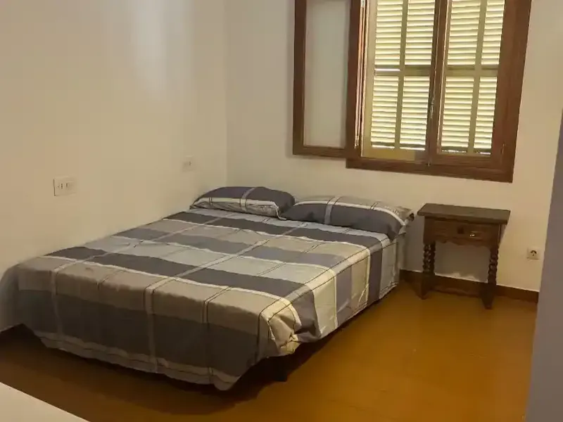 Se alquila apartamento planta baja en comunidad tranquila en sant elm a 30 metro del mar. Luminoso 3 habitaciones dos baños uno en suite com — photo 11