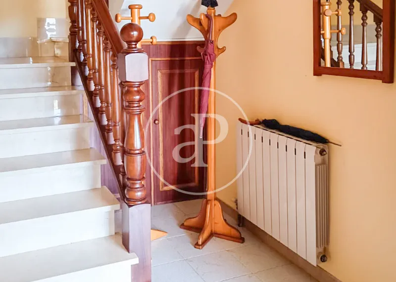 Semi-detached house with private garden for sale in Son Servera — photo 11